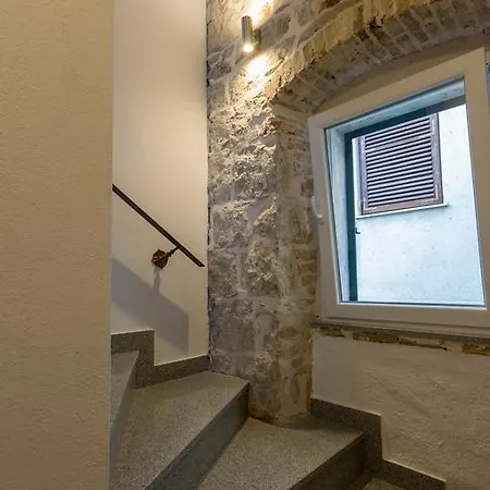 Apartment Lux Arija Split