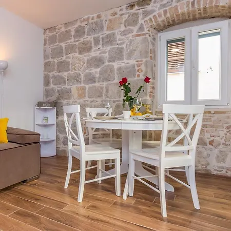 Apartment Lux Arija Split